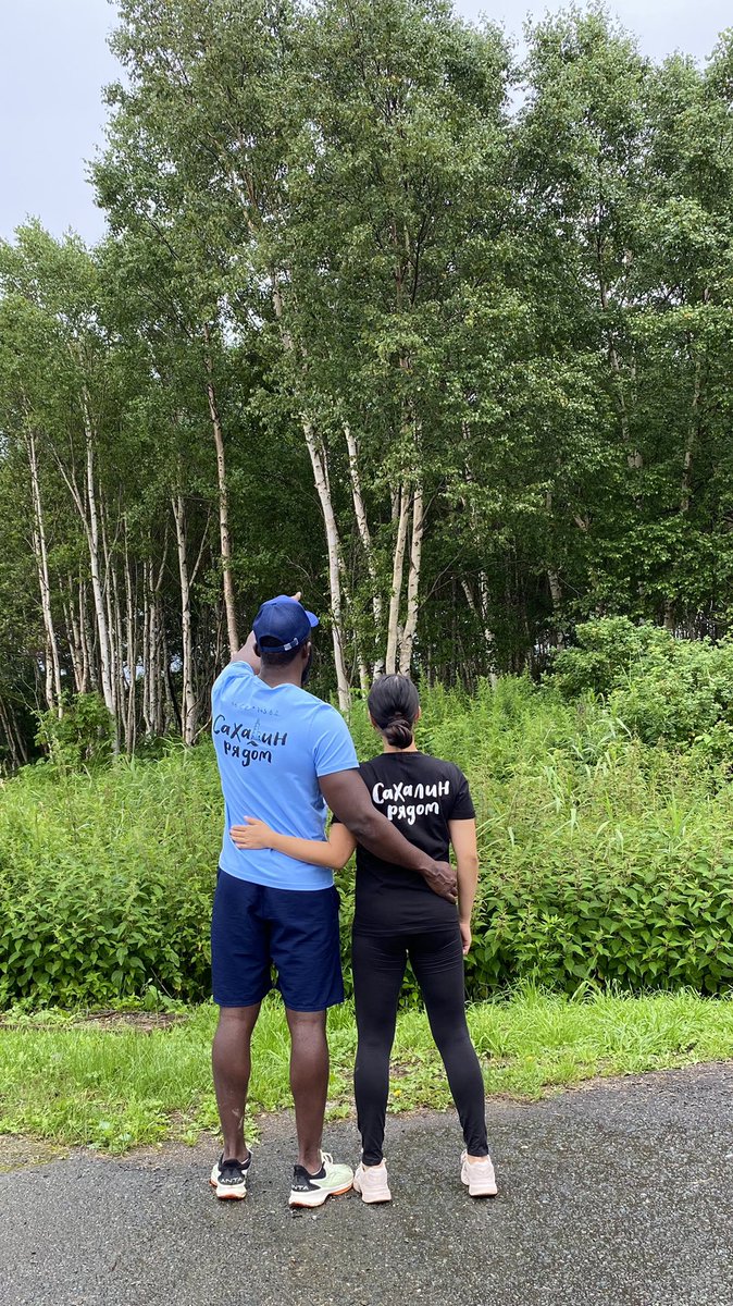 ombachi13's tweet photo. This trip to visit the In-laws is one for the books and Remy is the third wheel we never knew we needed. 

My heart is full ❤️❤️💙💙 https://t.co/DqqiSjHHJM