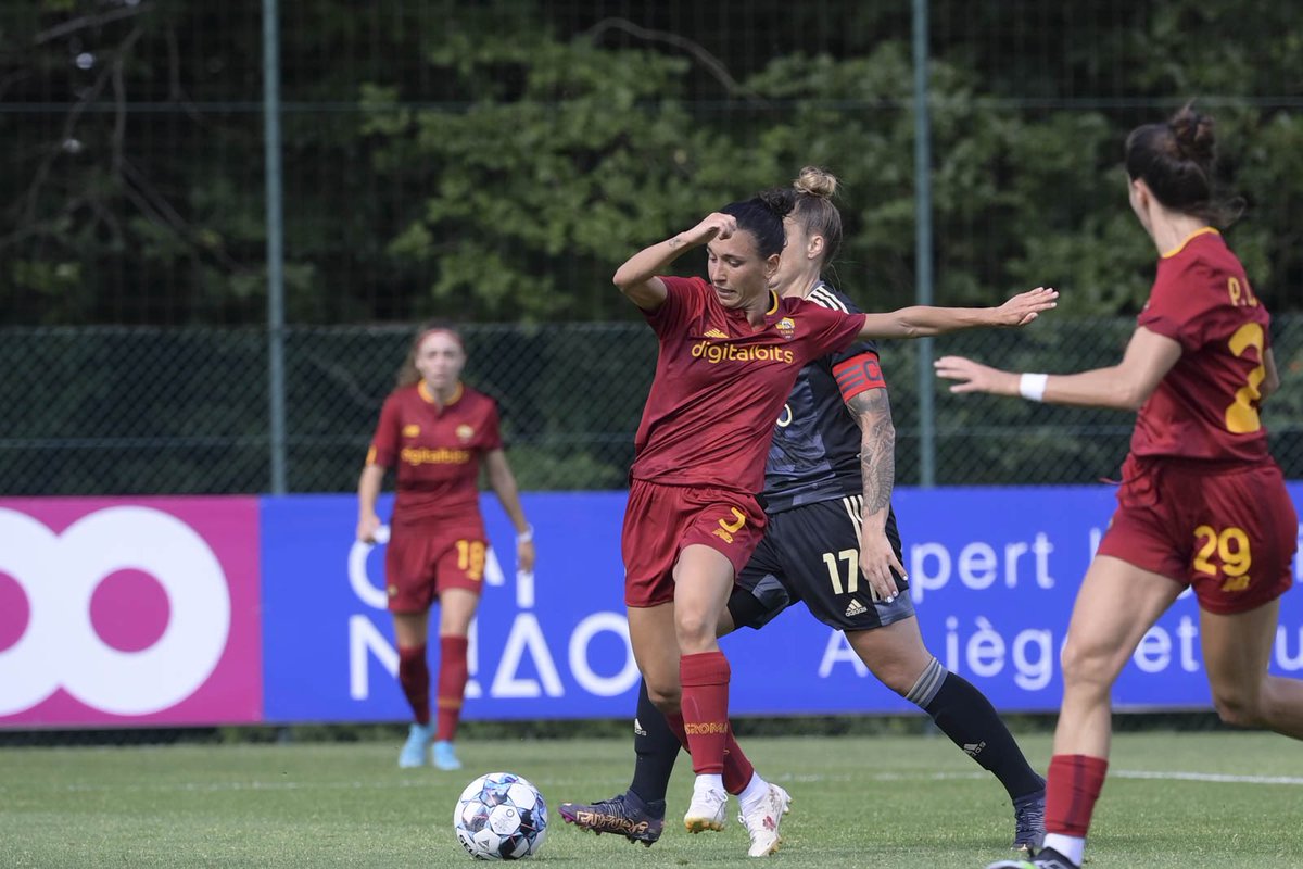 ASRomaFemminile's tweet photo. ⚽️ Il primo gol della stagione porta la firma di Lucia Di Guglielmo 

#ASRomaFemminile https://t.co/ZZkmp40XH8