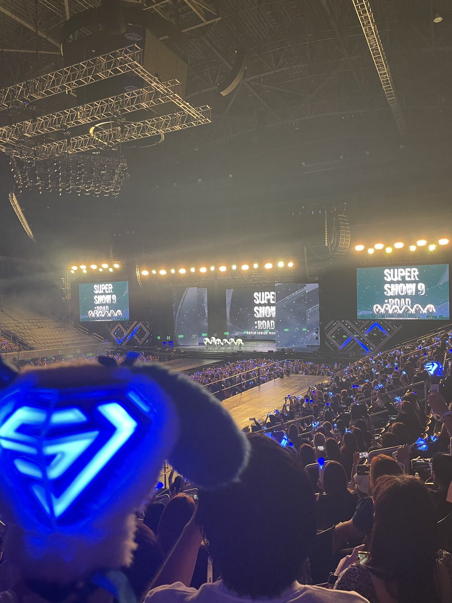 mrsparkjs's tweet photo. Our forever and always 💙✨ #SS9inManila #SUPERJUNIOR https://t.co/ELu4jzwREE