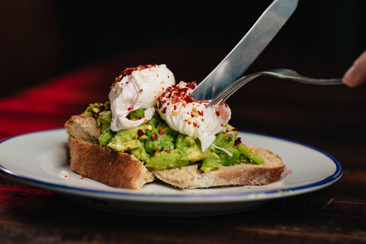 It's brunch time!

We've all earnt a treat after a long week, come join us from 11am til 4pm for brunch, beer and good times

#brewdog #brewdogexeter #brunch #beer #weekendvibes