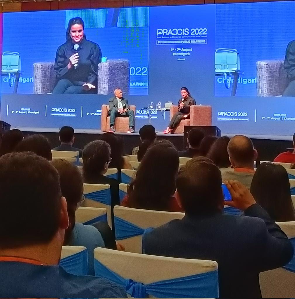 BhawanaNarula's tweet photo. Jumping on to the brandwagon of a socially engineering wave needs to be navigated post evaluating says @GulPanag #praxis9 #Praxis #MMninjas @mediamantrapr @poojapathak02 @UditPathak06 @AnshulChhabra_9 @rahul_dev_mehta @vermabhanu43 https://t.co/A1S2BVGru7
