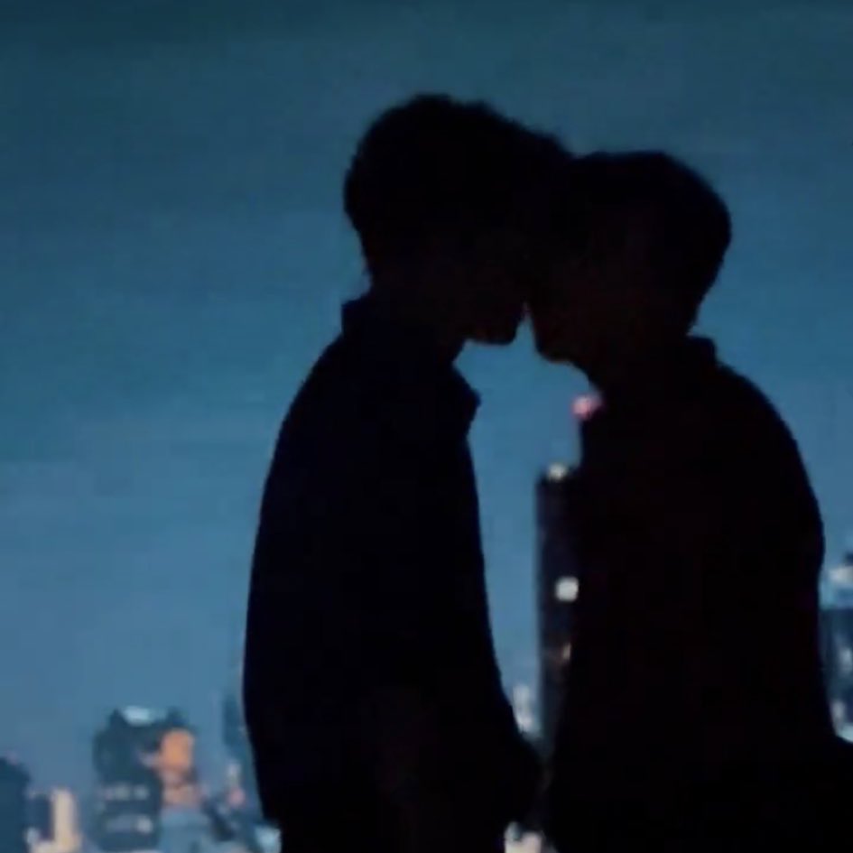 nanonswaist's tweet photo. in the rooftop, always and forever. #OhmNanon1stFM https://t.co/kXZ0jZTn8w