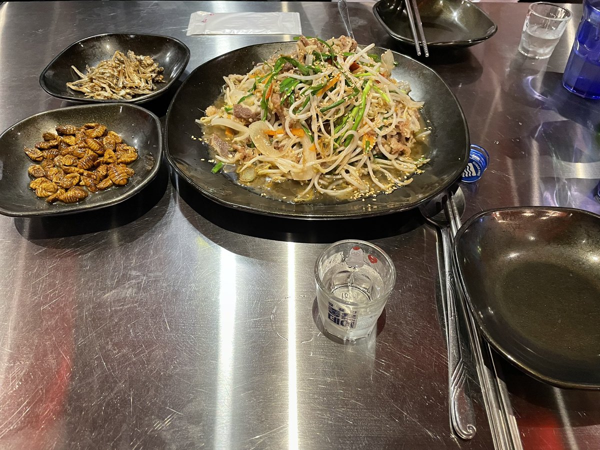 tskootskoo's tweet photo. #구부장밥상 #具部長の食事  #具部长的饭菜
#집밥  #홈캠핑 #メスティン料理  #반합밥
#철판구이  #鉄板焼き  #YD 
#부산  #釜山  #BUSAN  #사직동  #실내포차  #그때거기 

#자유로운 
#영혼
#구부장 
#自由的灵魂
#라면
#ラーメン 
#라면매니아
#ラーメンマニア 
#골프
#백돌이
#호텔
#선물
#여행 https://t.co/CYaYvnbk5u
