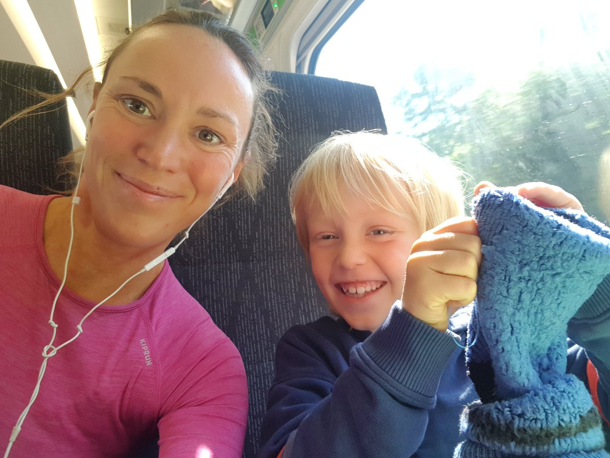 Hannah Critchlow tweet media