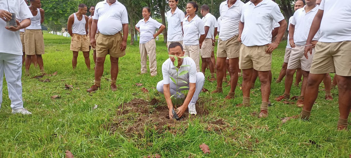 27thapbn's tweet photo. #Plantation_program organized at 3rd APTF Bn. Hqr. Khajuabeel in connection with #Chief_Ministers_Institutional_Plantation_Program https://t.co/dAnYBhKJ6S