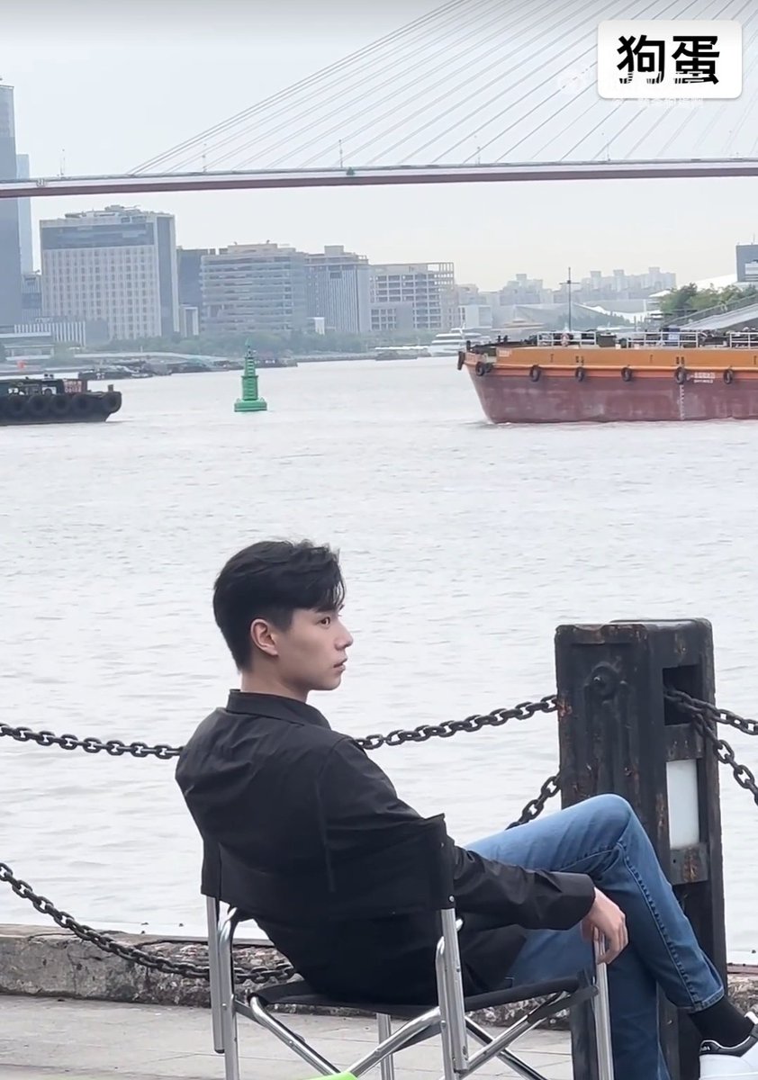 TFYLmoji's tweet photo. พี่เองคนเดิม~ จากหนุ่มน้อยในวันนั้น เติบโตมาอย่างดีเป็นหนุ่มวัย 28 ปี ยิ่งโตยิ่งหล่อ หล่อแบบสมวัย ♡

2017                                   2022 https://t.co/GDnydVTnVR