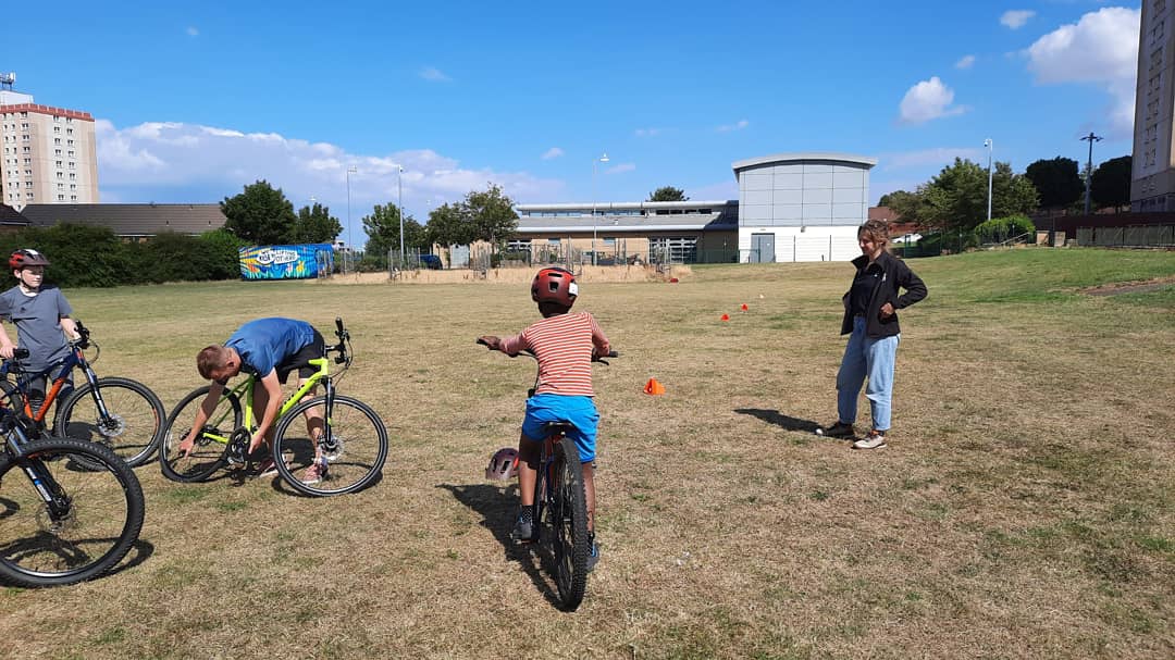 greenspacetrust's tweet photo. So excited to start our new Bike Club at @GoodtreesNC yesterday. Great tuition from Sam at @Bridge8Hub, with bikes and helmets provided too. 
We still have spaces available, get in touch for more details
 #bikeclub  #bikeskills #workingtogether https://t.co/VWH8kBtxUD