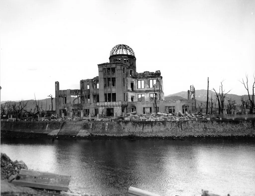 TlampacUniverz's tweet photo. #Hiroshima1945
#JanLetzel
#PutinIsMadCriminal
#Energodar
#Peace https://t.co/wspjjuPIat