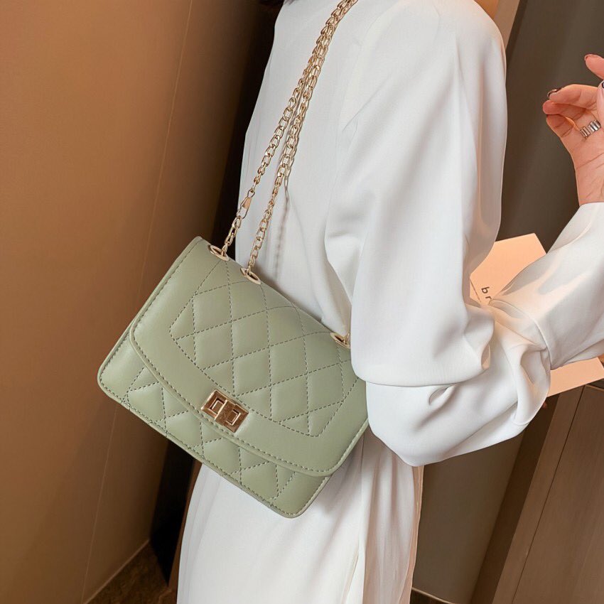 sabrinazhohir's tweet photo. elegant matcha bag π΅ β @ShopeeMY
#shopeebys https://t.co/CWLZIKWjoS