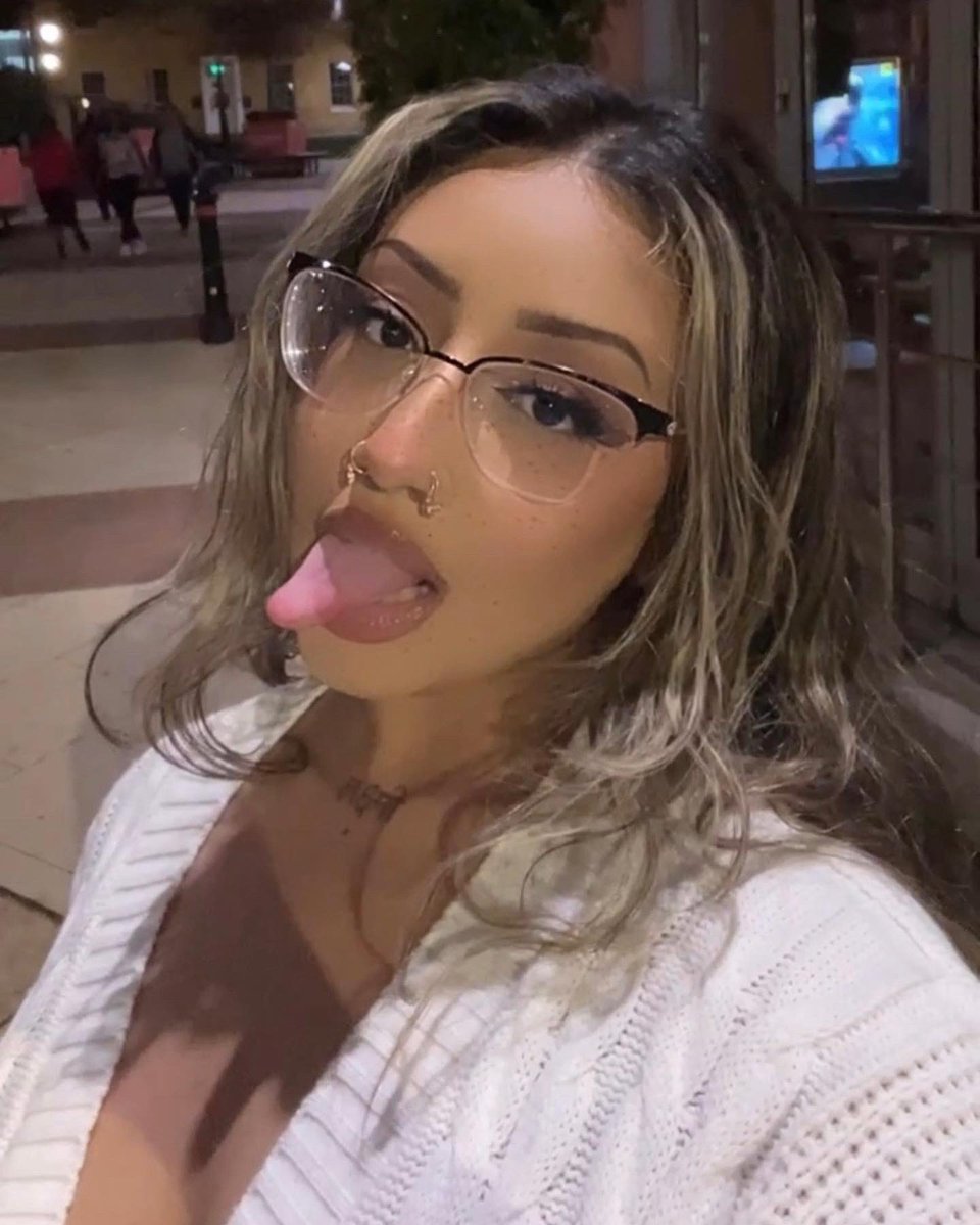 Cinnamon spice and everything nice ꨄ︎ tweet media