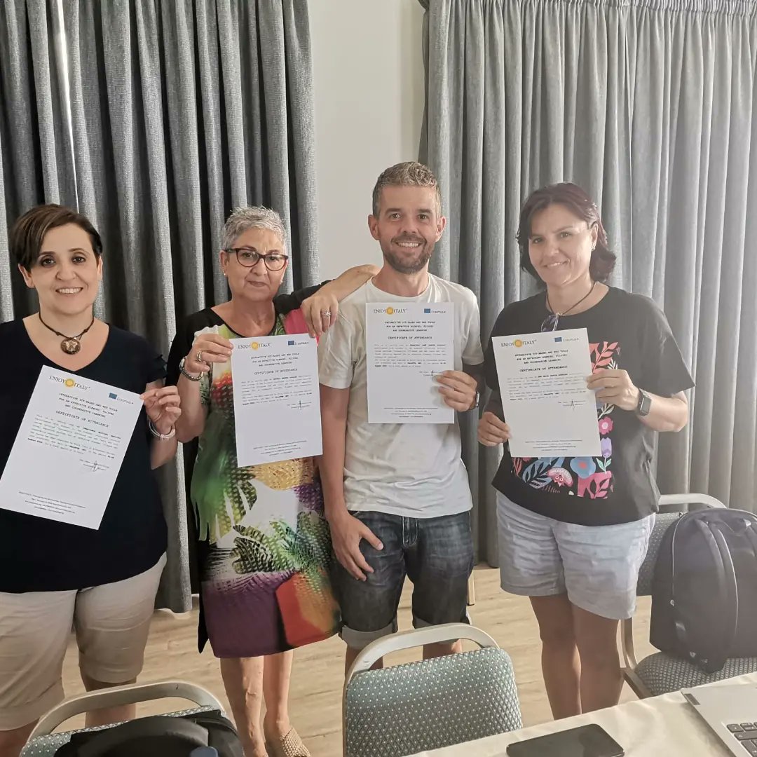 ceipelpuche's tweet photo. 🇪🇺🇪🇺We DON'T STOP ,even in Summer!Nuestros #Maltateam #Helsinkiteam y #Berlinteam han estado formándose durante toda esta semana sobre distintos aspectos 
metodológicos.Las mismas se han llevado a cabo gracias al programa europeo #ErasmusPlus #erasmuspuche #erasmuska121 @sepiegob https://t.co/QhNMU0Eezl