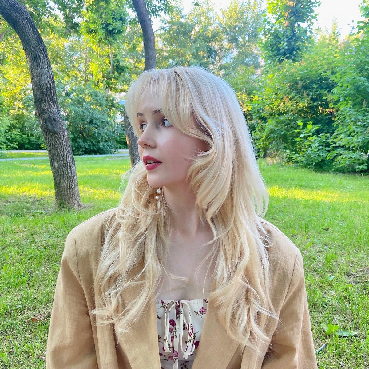 ____Soya_____'s tweet photo. Всем привет, мои дорогие подписчики! Вот вам моя красивая фотка, на случай, ��сли вы вдруг забыли как я выгляжу. https://t.co/eaPMrWzaEt