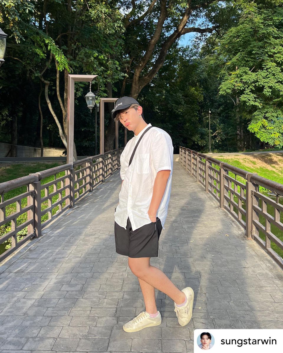 Starwin_fanclub's tweet photo. Ig post sungstarwin updated ⭐️

สุดหล่อของซุงแฟมมม 🌈

#sungstarwin #sungfam https://t.co/3Zu77eTZQP