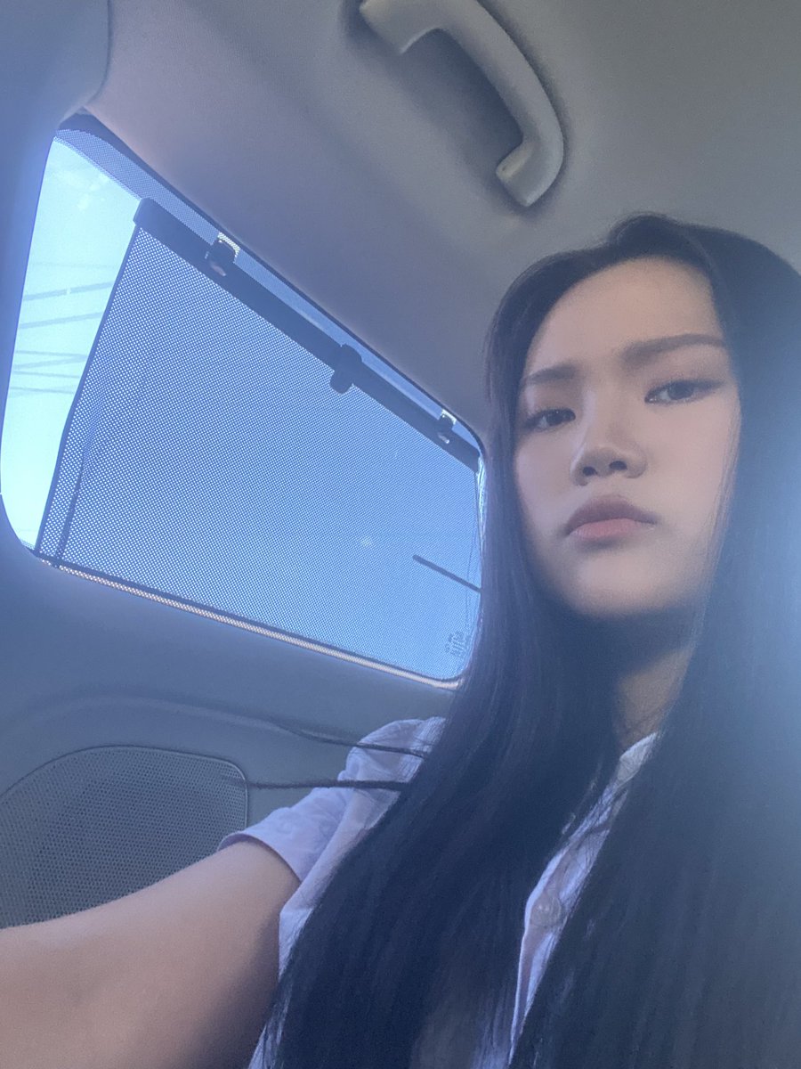 Backhyowon's tweet photo. 왜 화가 났는지 모르는 사진 https://t.co/CKz5QwvCZi