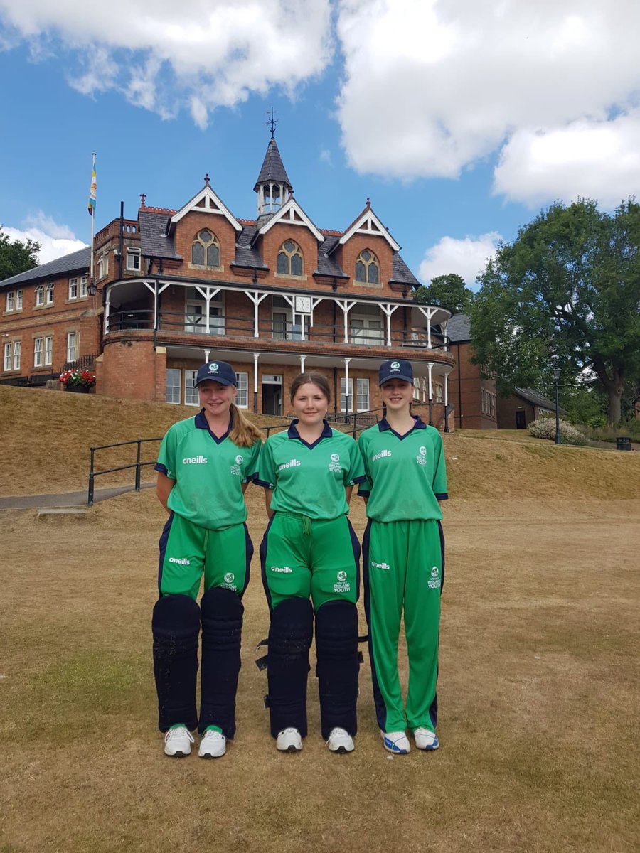 IrishWomensCric's tweet photo. Today’s wicket takers, Gemma Sargent (1-19), Isobel McLean (1-13) and Aimee Maguire (1-14). 💪💪

🏏☘️ #BackingGreen https://t.co/2e7QxtVJOA