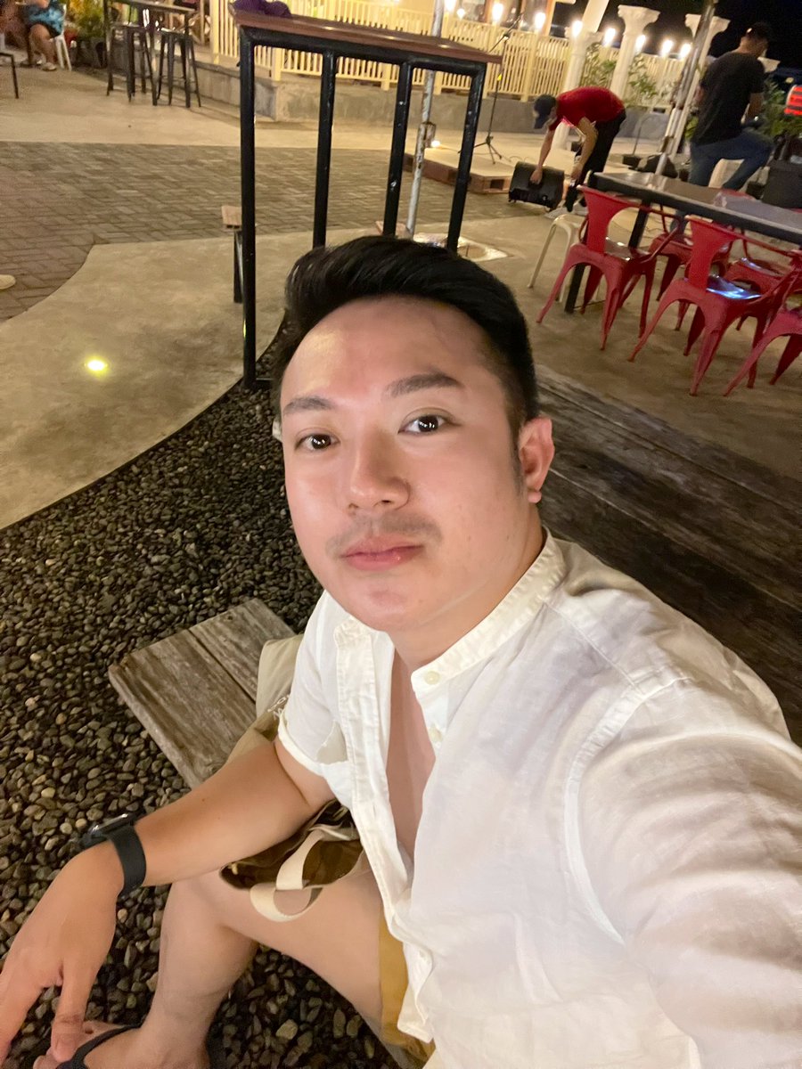 mynameisbengel's tweet photo. Proof of life. #titoselfie 😂 https://t.co/6UkNuEhXWJ