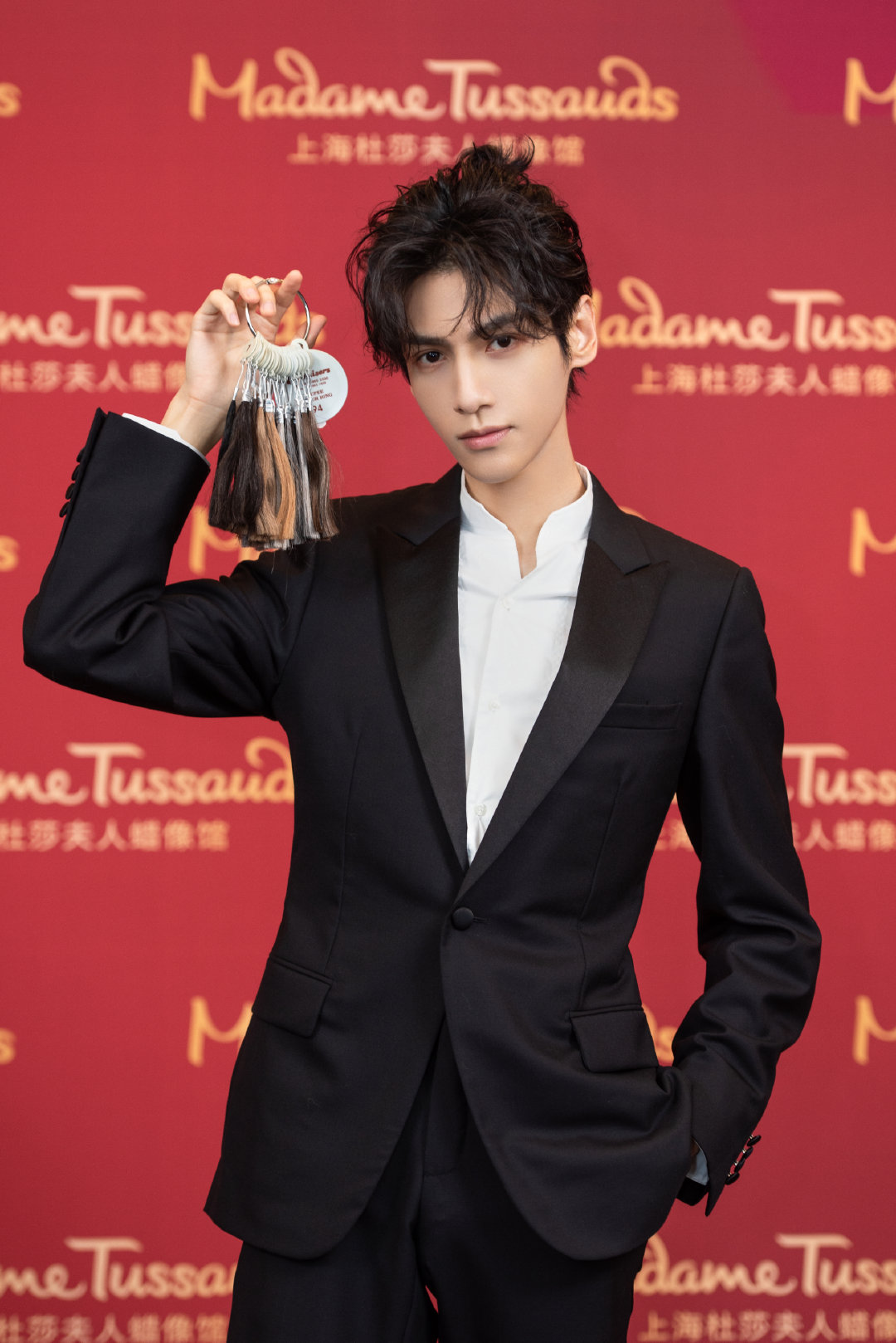 X 上的cdrama tweets：「Zhou Dongyu's wax figurine was unveiled today at  Beijing's Madame Tussauds! #周冬雨#zhoudongyu  / X