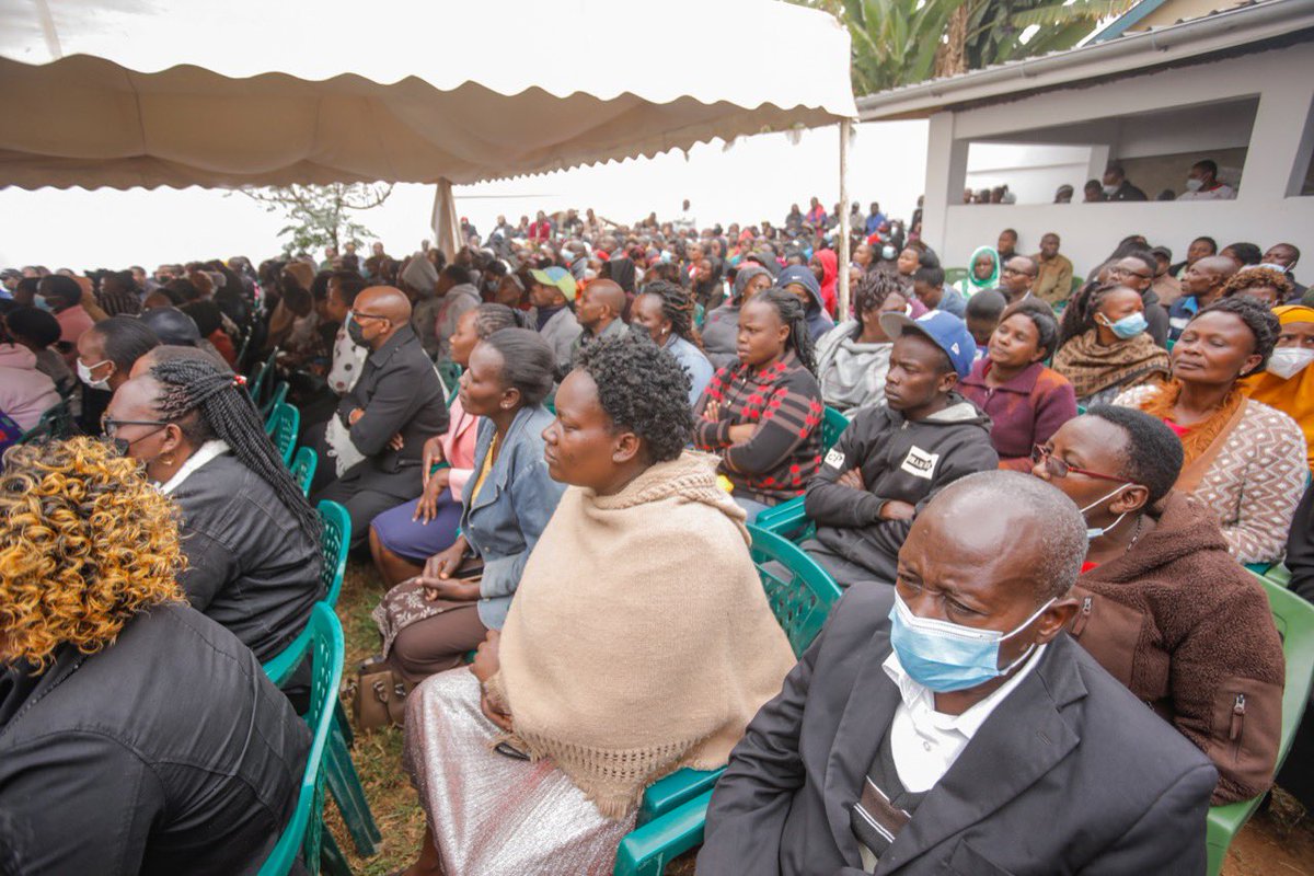 NziokaWaita's tweet photo. This morning I received a delegation of 400 public servants from the County Gov of Machakos who came to listen to our manifesto &amp; to present their concerns for us to address.We are committed to strengthening the public service for the benefit of Machakos residents #WaitaNaSuluhu https://t.co/mXDY67TiFc