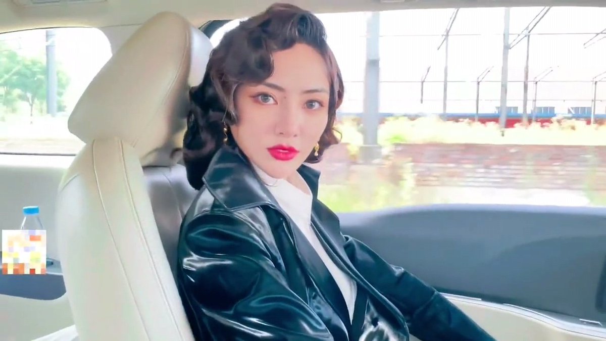 tigerxkyin's tweet photo. keyin posted a photo of her with this hairstyle already on her plog kskskssk #spoilerqueen https://t.co/CGumHu6smL