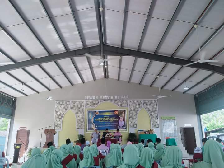 AsmaFuad7's tweet photo. SAMBUTAN MAAL HIJRAH 1444H

Perarakan bersempena Sambutan Maal Hijrah anjuran pejabat agama daerah Kubang Pasu Kedah.

Terima kasih atas kenangan yang indah ini. Semua guru sporting habis kenakan gaya munga dan ramah-mesra walaupun baru bersua 🌹❤️🥰

Solluu alannabiyy https://t.co/pE50ffBnTX
