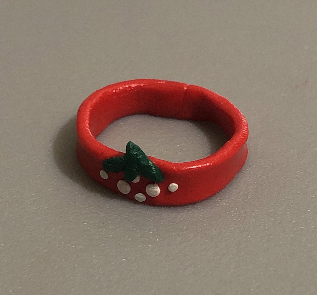 ghostedcity's tweet photo. I like to make little things for my online friends for if I ever meet them. Here’s one I recently made! https://t.co/a4qjQObqw5