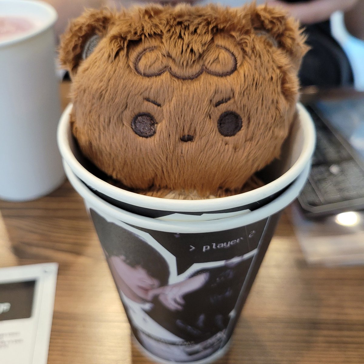 palgupal's tweet photo. #또다른_세계로_인도할
#2022JDCF
충격 잼동러 실존
스텝진분들도 웹진부터 카페까지 정말정말 수고 많으셨습니다
즐거운 게이와 즐거운 한때.. https://t.co/3kP2XKKVfd