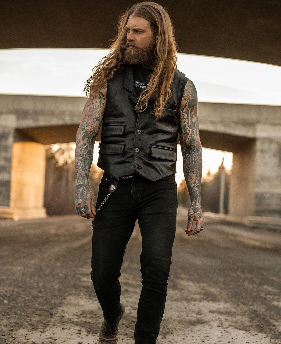 *Goes for a walk* Feel like a bit of an outlaw today. *Laughs*