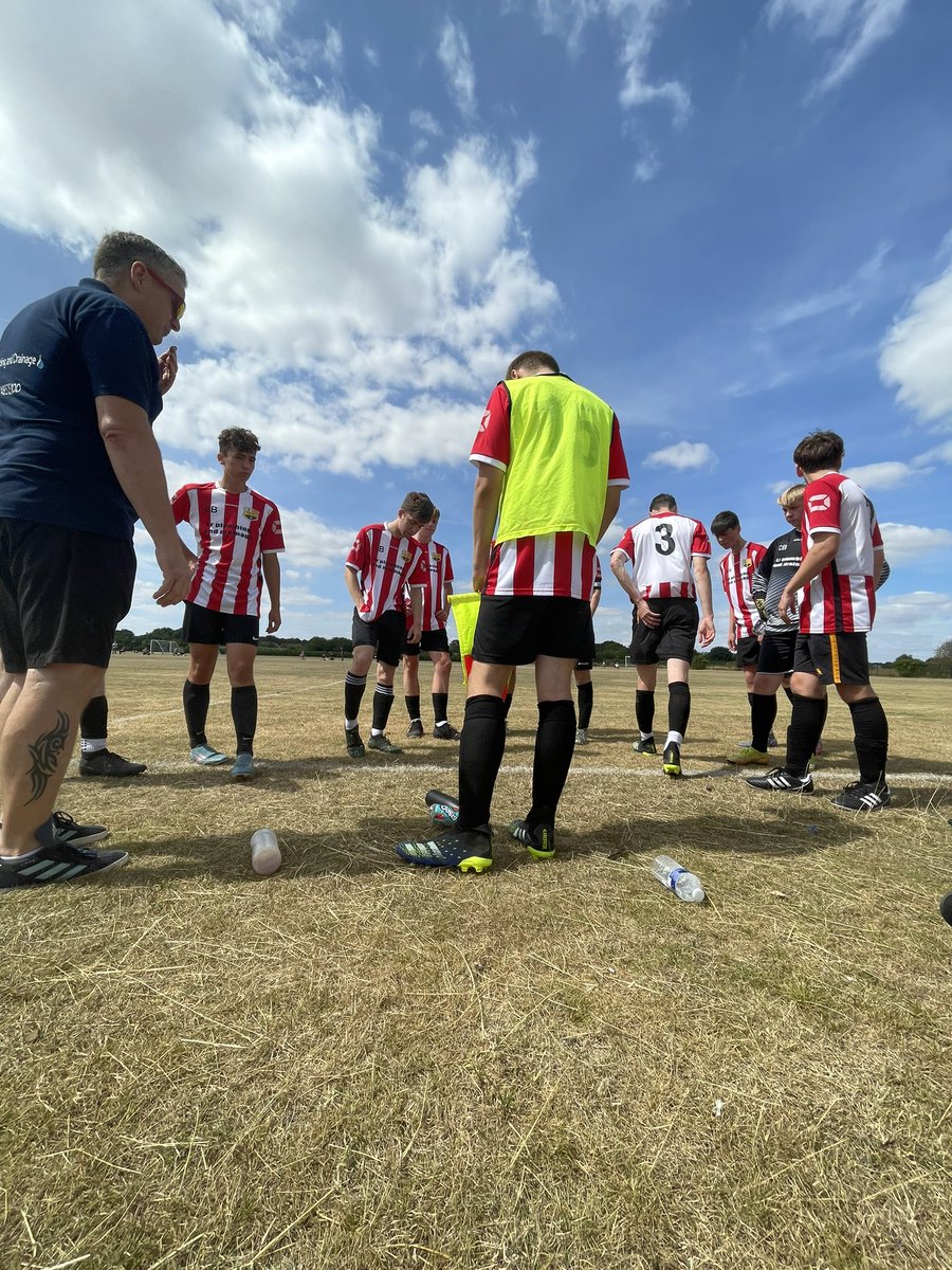 NOFCU18's tweet photo. ⏱20 Gone
A drinks break has been taken here with the score still level at 0-0
#NOFC https://t.co/hJdz1rbw6G