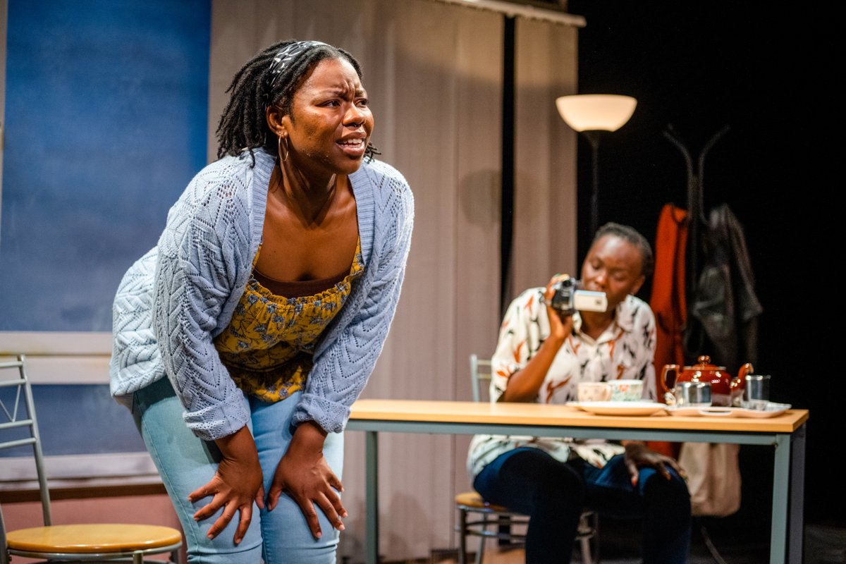 #Silkworm tells the story of two women living in a Glasgow tower block, seeking asylum on the basis of their sexual orientation.

Don't miss the Assembly Award Winner tonight!

📍Assembly Roxy @ 18:50
🎟️ assemblyfestival.com/whats-on/silkw…