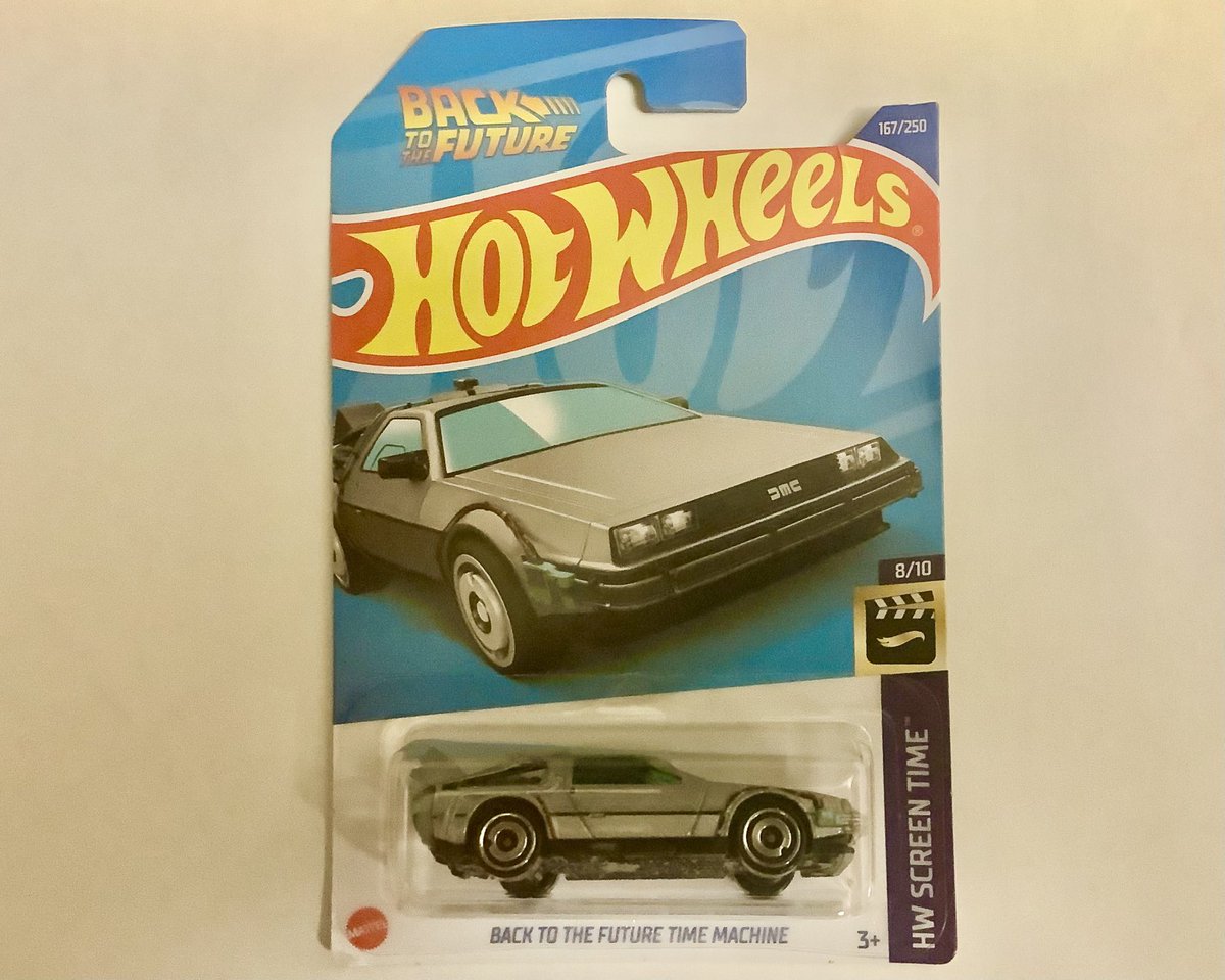 GarageMinicar's tweet photo. 8月発売 #ホットウィール を買いました〜！

今回はバギーとレース仕様のビートルが2台ラ���ンナップ😲
バック・トゥ・ザ・フューチャーのデロリアンも無事ゲット！
ジープチェロキーはルーフラック・スペアタイヤなど作り込みが細いです。
DRIFTSTAは右ハンドルなのでシルビアs15がベースでしょうか？ https://t.co/aJEJHGf9fl
