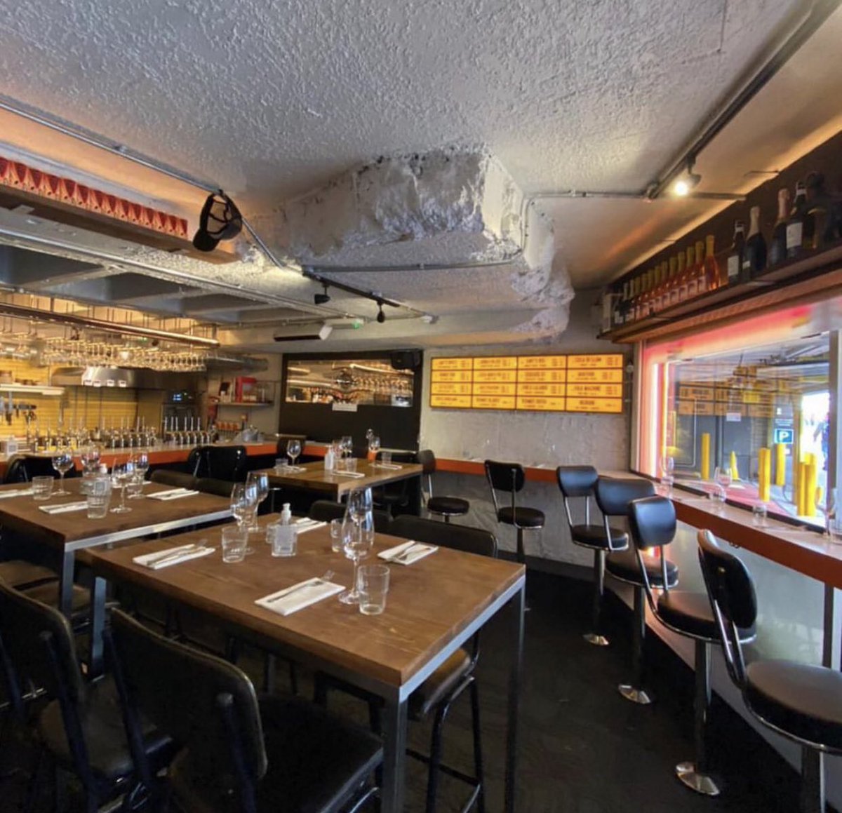 Lunch Ready…

Walk Ins Welcome 💋 

#amyaustindublin  #vino #winetasting #winelovers #winetime #instawine