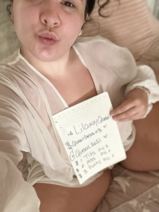 ✨FLASH SALE✨                      Cashapp Queenbess03                  venmo Queenbess   $1 Tit pic $2
