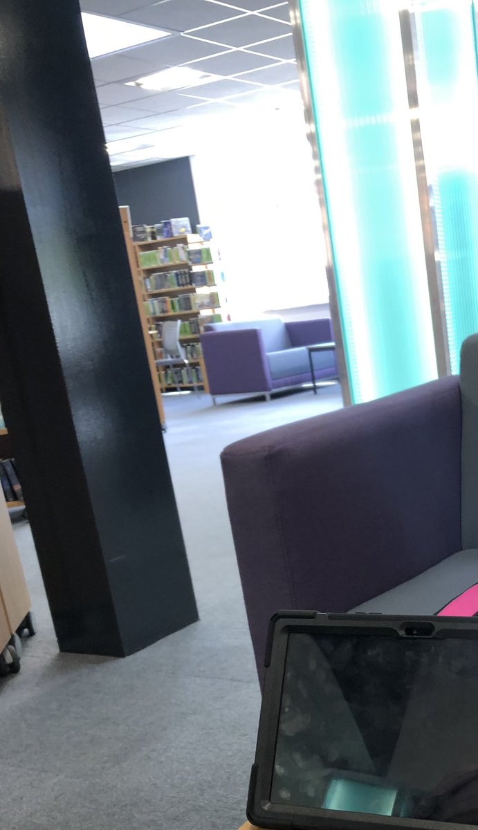 paulavaughanpop's tweet photo. Such a wonderful discussion with Vicki at #Flintlibrary North Wales 📚 today re #digital loan scheme

I enquired for a #deaf friend to benefit from. A way to keep in touch with family.  (Combat isolation) 
free 3 month loan extend to 6mth, option to buy 

Enquire with  Vicki👩‍💻 https://t.co/xmPlAV41Rg