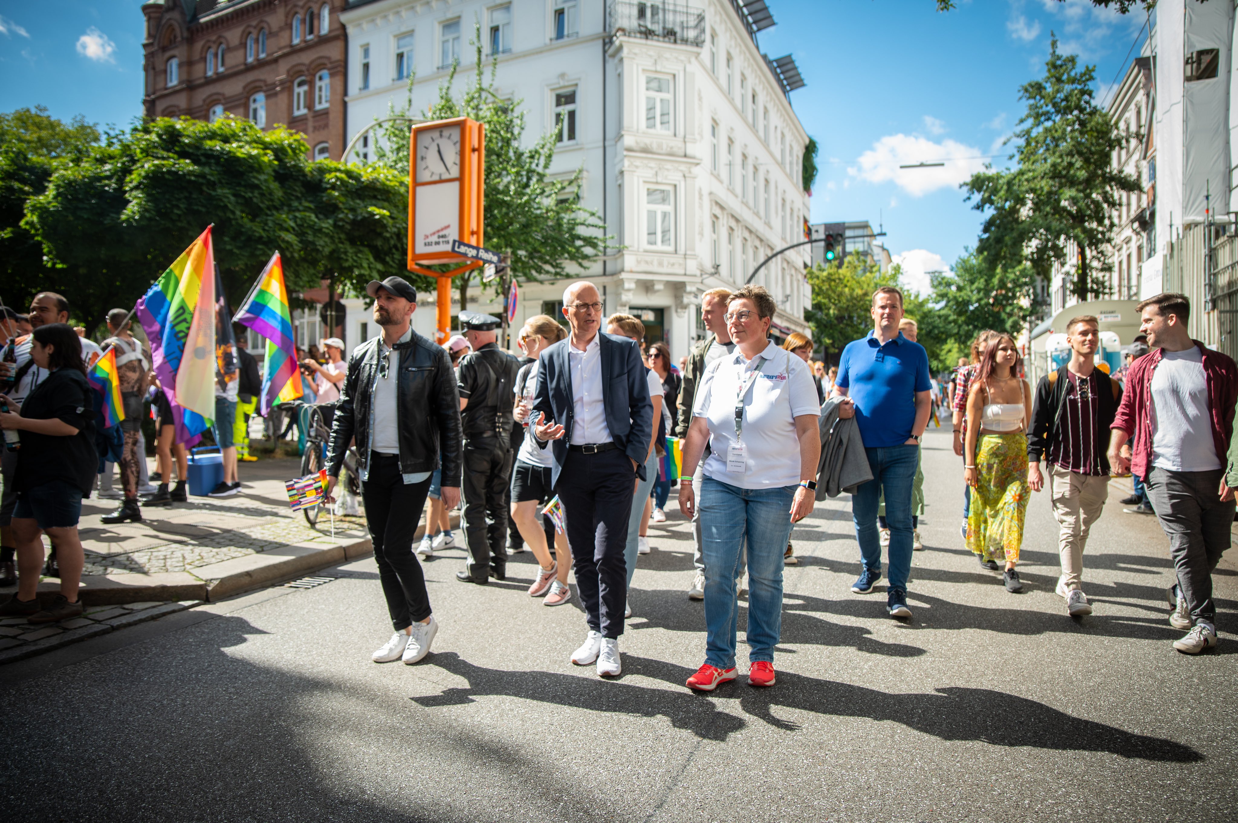 Hamburger Senat on Twitter "Happy Pride 🌈 Die CSDDemonstration trägt
