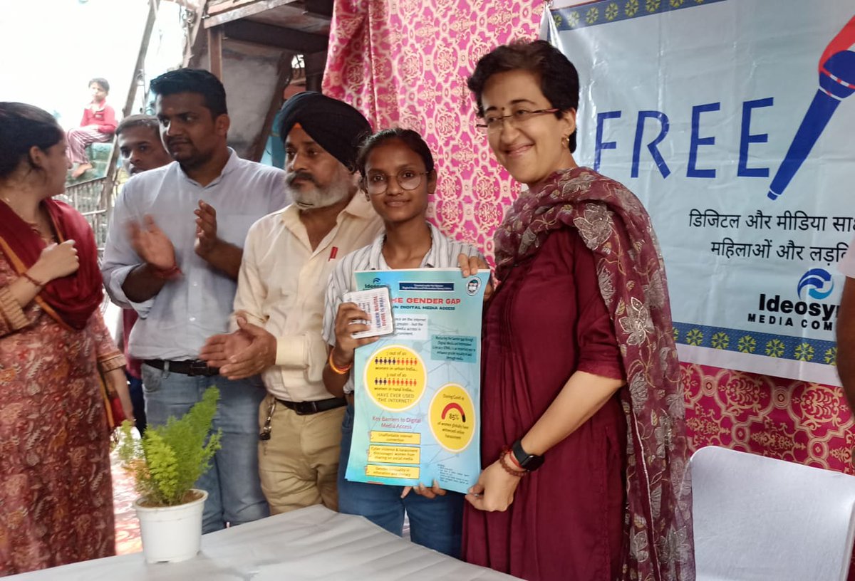 The FREE/DEM programme helps bridge the #gender #digitaldivide; empowers women &amp; girls to resist online gender based violence; access #entitlements; and amplify their #voices. 
Thanks, <a href="/AtishiAAP/">Atishi</a> - your words of encouragement to the girls are deeply appreciated! #FightOnlineGBV