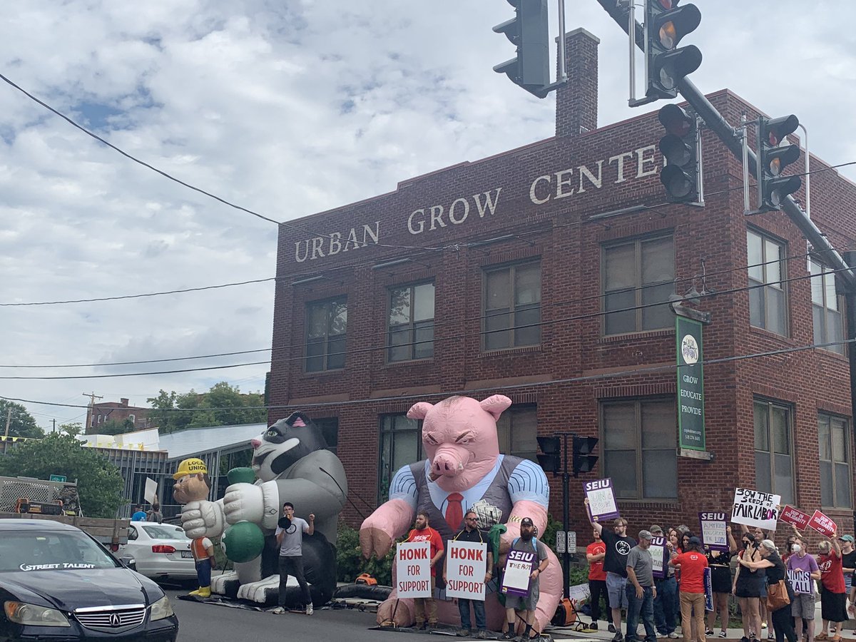 Willard_WAMC's tweet photo. SEIU has filed 15 unfair labor practice charges with the NLRB against Capital Roots. Newly unionized employees and supporters rallied in Troy Friday afternoon. Story tomorrow on #MiddayMagazine on @WAMCNews https://t.co/iwaJgWY4JX