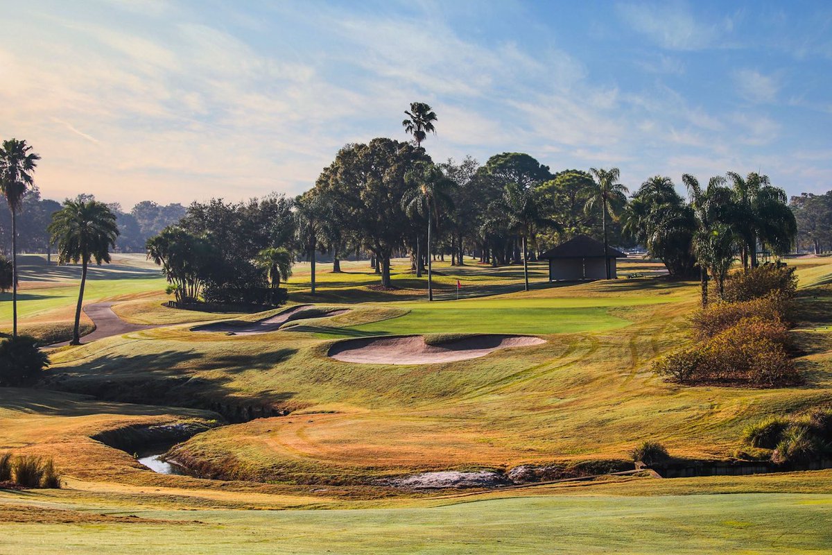golfpropertycom's tweet photo. ⛳Our Featured Golf Community today is Belleair Country Club
📍1 Country Club Ln., Belleair, FL, United States
🏠 https://t.co/c4bk0g5h36
#golfproperty #belleair #florida https://t.co/eDGXm2prsS