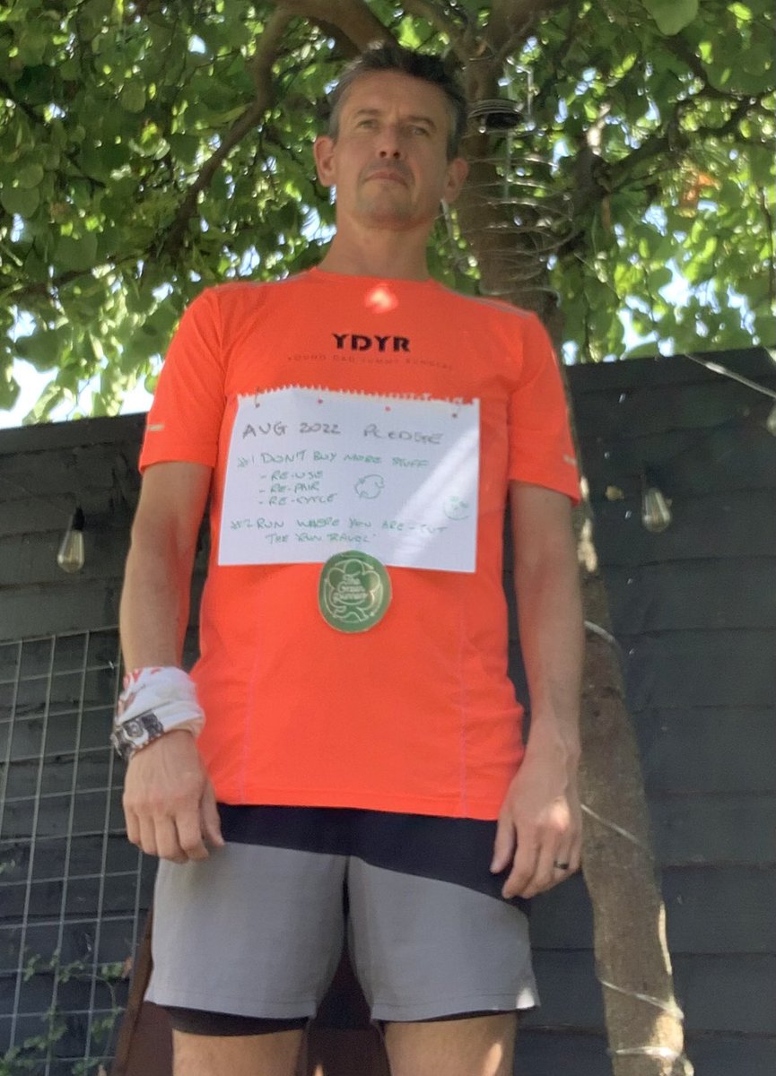 jimmyfatwing's tweet image. Join the @TheGreenRunnerz they’re cool and green 😎♻️ My pledge for 08/2022+…
#buylessstuff (and like Zammo after a race #justsayno)
#runwhereyouare