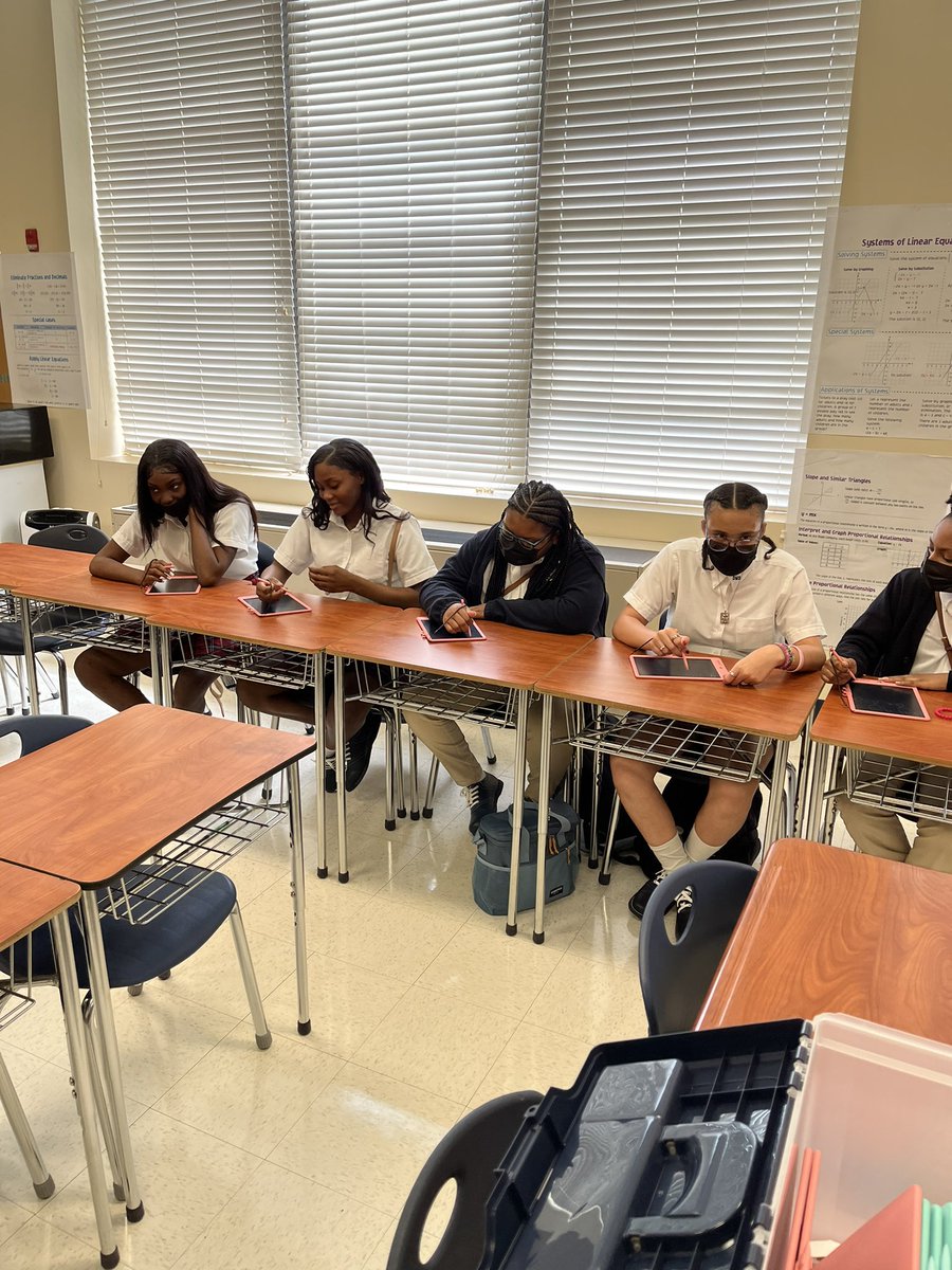NumberStuffJohn's tweet photo. Day 1 : We explored having a growth mindset and engaged in Round 1 of “Four 4’s” from the classic week of I-Math. @joboaler 
#dunbardoesit https://t.co/GF28lg36Da