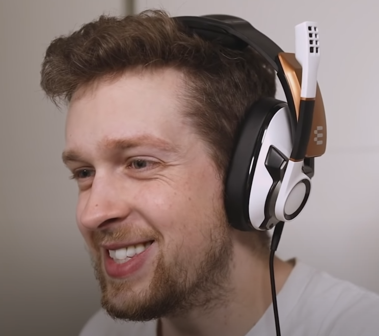 daily callmekevin (@dailycmk) on Twitter photo 