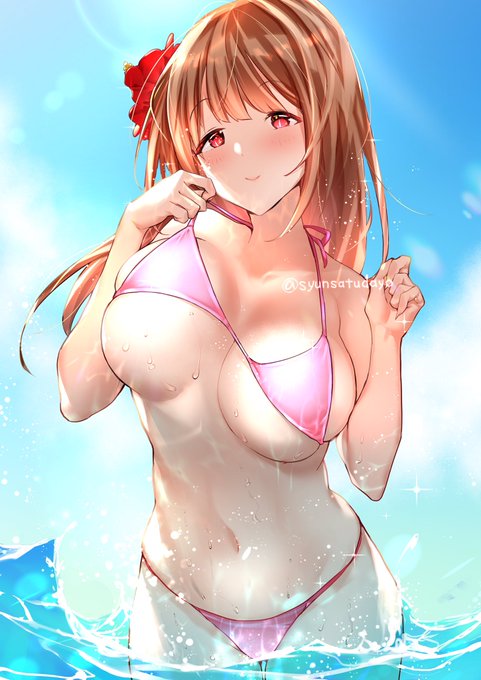 水着のサイズが合ってないお姉さん👙 