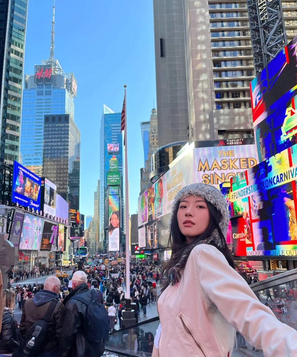 Little Raccoon tweet media