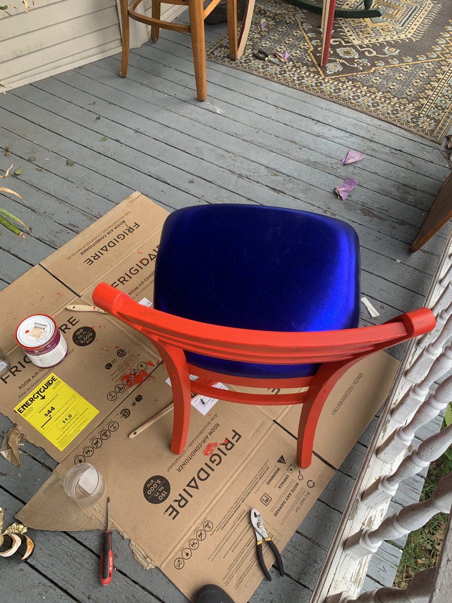 regularmodel's tweet image. Diyy