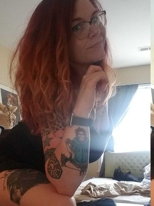 You can be my biggest (only) fan.  Just call me, Irish Valentine.  😘 https://t.co/FMSOiNJjGh