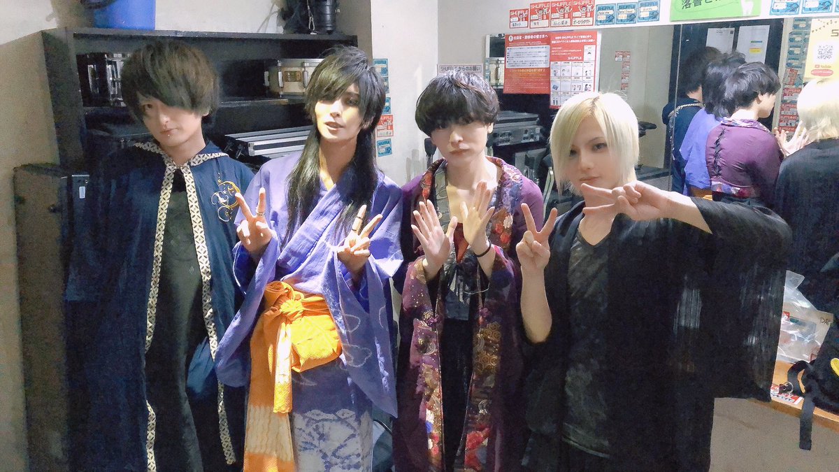 DISACODEinfo's tweet photo. 百鬼夜行2022ありがとうございました！
アフタートークがまだありますが…
とりあえずライブは無事終了という事で☺️ https://t.co/G5oLMho2wy