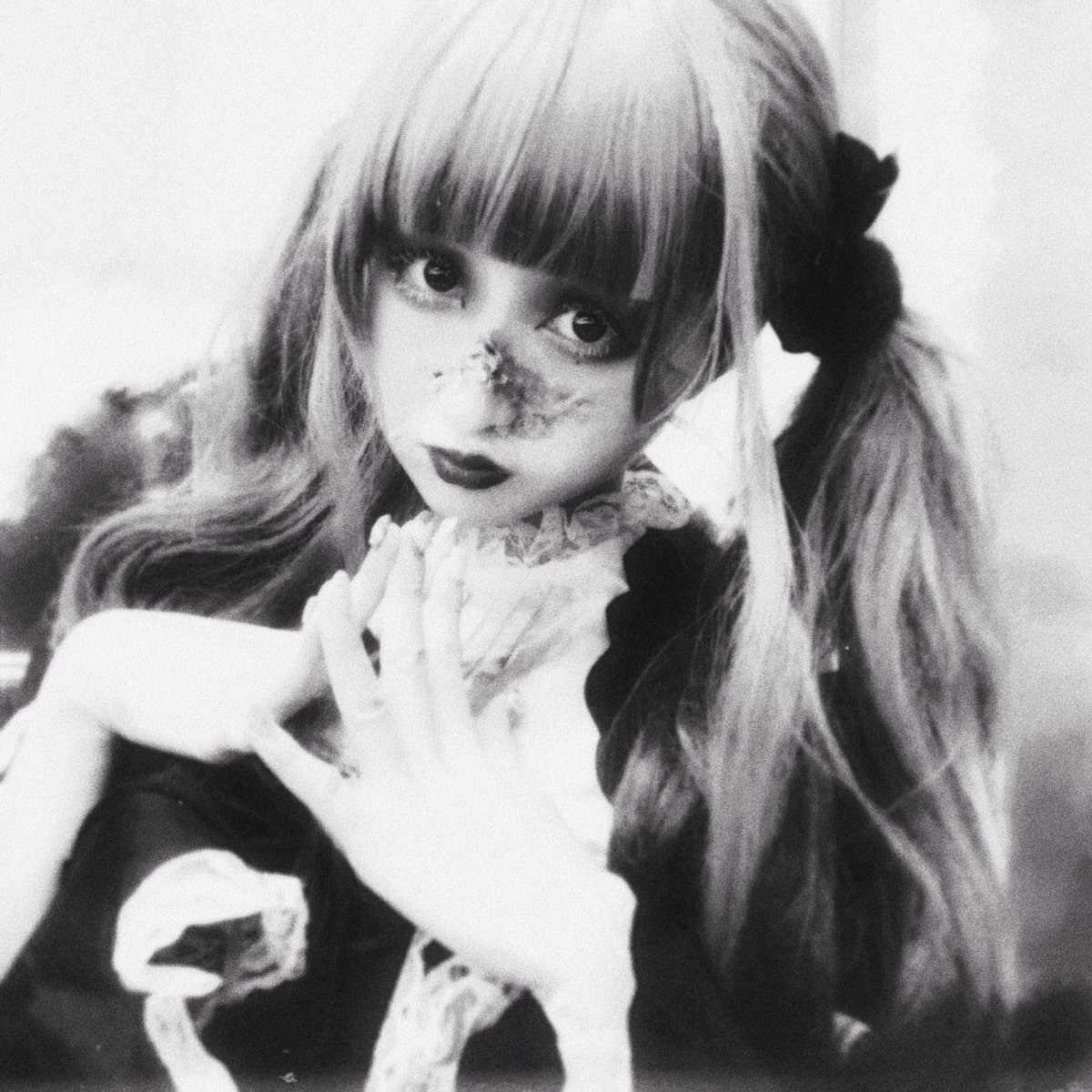l_vesickpinkbby's tweet photo. †┏┛꒰ঌ♥໒꒱ ┗┓† https://t.co/0gBa6RMh84