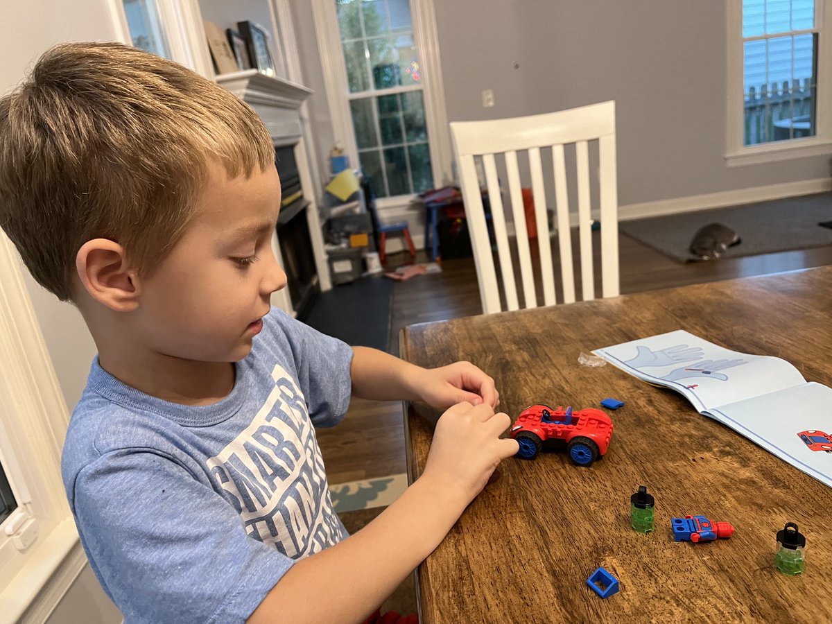 HEdfoundations's tweet photo. So grateful my kiddo is starting to get interested in Legos! So many fun things to learn with them: math, directions, spatial intelligence #homeschool #gratitude #lego #parenting https://t.co/h28ASP64oa