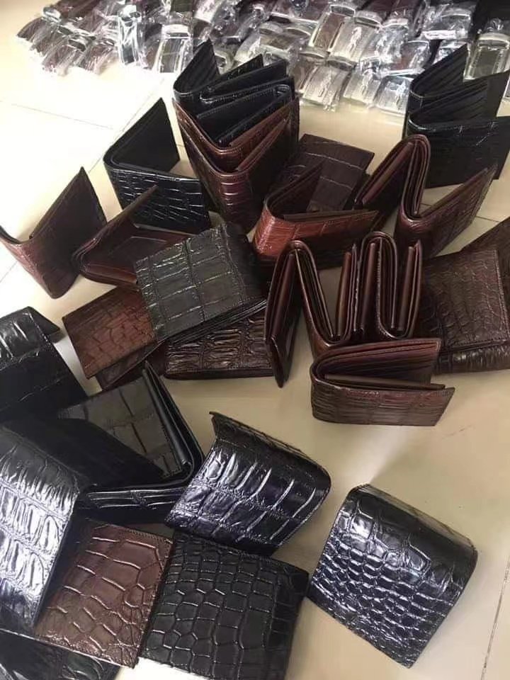 泰国的鳄鱼皮喜欢的有货哦。