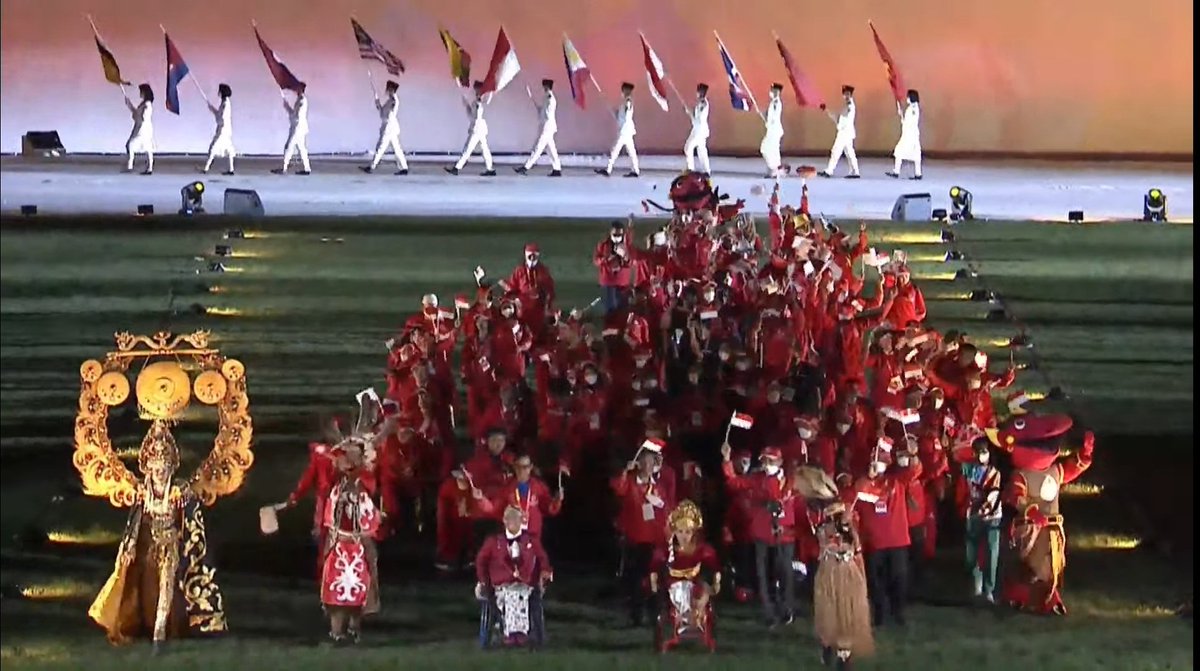 Kontingen Indonesia

#ClosingCeremony
#ASEANParaGames2022 
#BhulukhudukTV