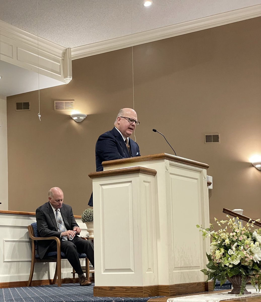 drjefffugate's tweet image. It was a pleasure to preach in the National Soul Winning Conference this week with @DrJohnNHamblin @DrSheltonLSmith @DrJaysonGodsey 
Pastor Dail &amp;amp; the good people of Lakecrest Baptist Church Waterford MI are such fine hosts and a wonderful church family. #soulwinning #stillworks